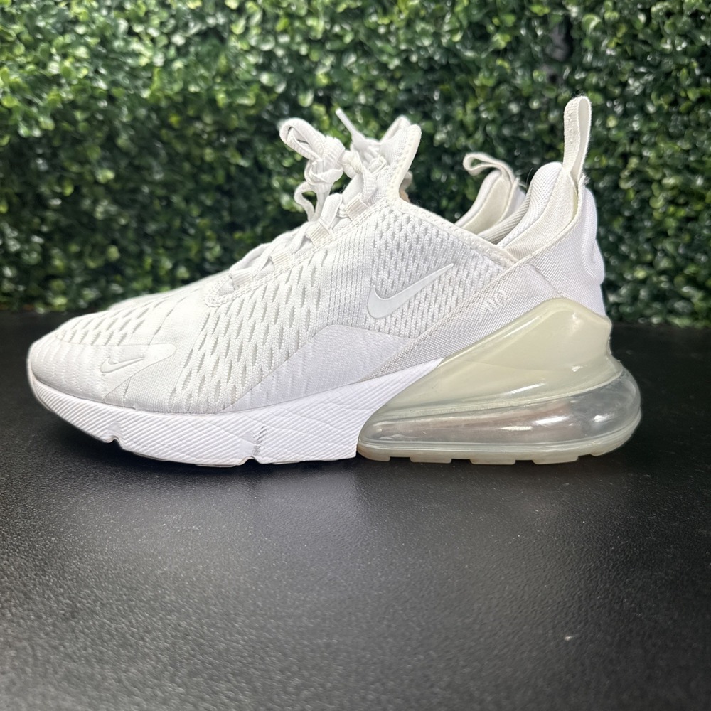 NIKE BIG KIDS AIR MAX 270 (GS)  SZ 4.5Y YOUTH 943345 103 WHITE SILVER